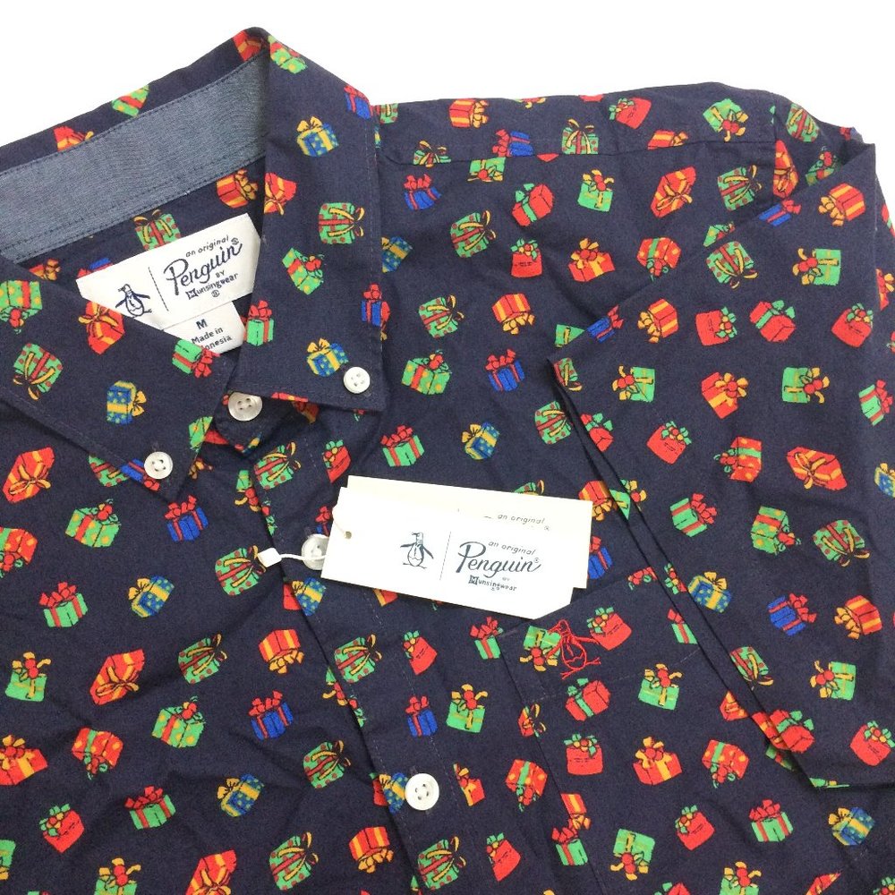 Penguin Christmas Gifts Presents Holiday Shirt NWT - Picture 1 of 11